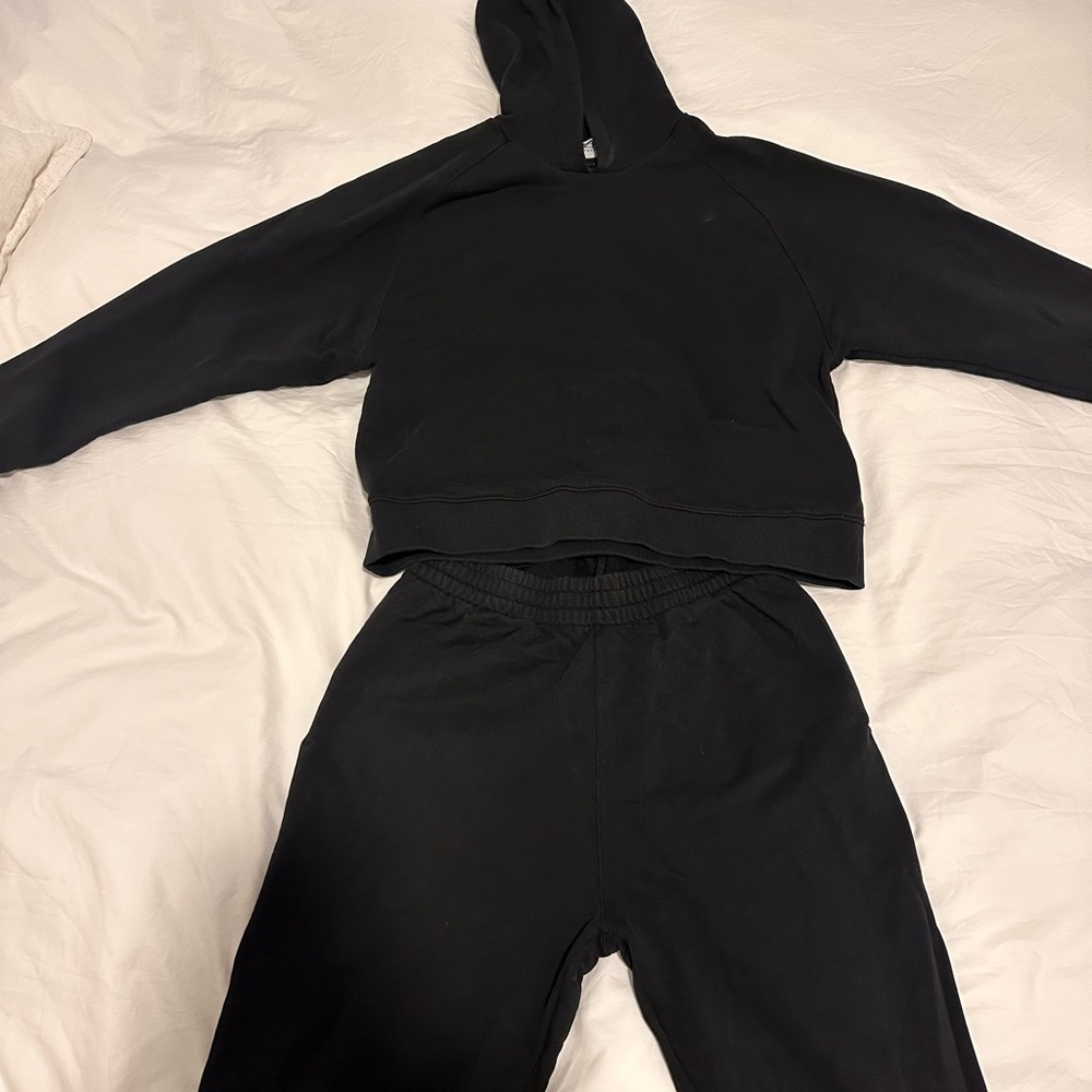 Outdoor Voices sweatsuit (cotton!)